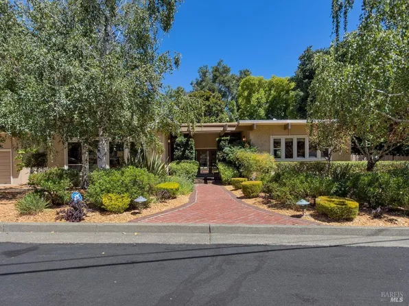 21 Dutch Valley Lane, San Anselmo, CA 94960