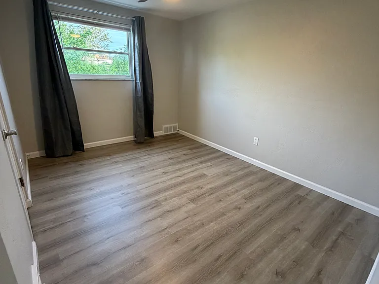 123 Danube Dr — Photo 22