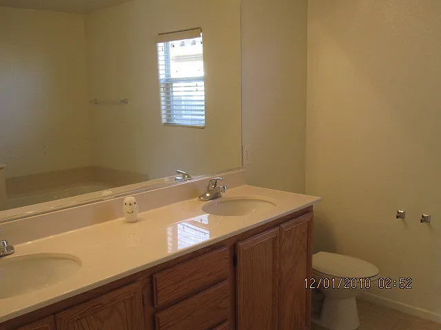 11716 Garland Grove Ln — Photo 5
