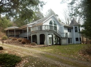 172 Lakewood Ave, Eagles Mere, PA 17731