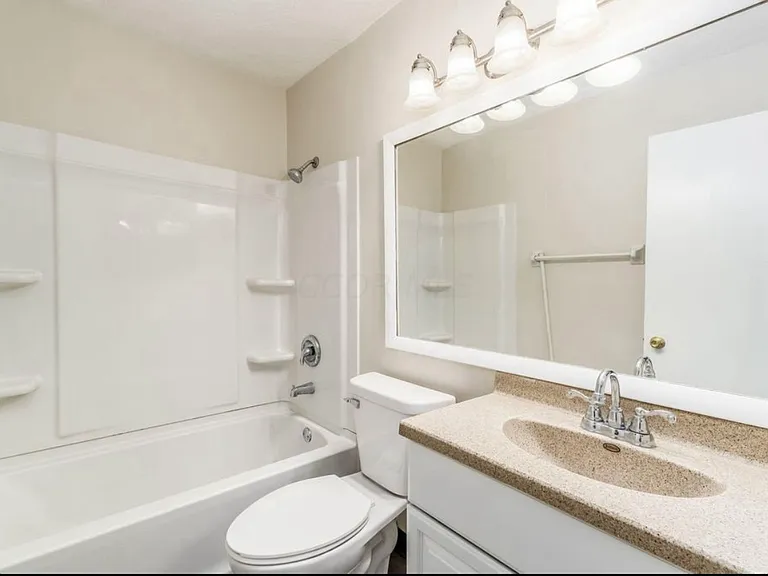 2278 Wadsworth Dr #D — Photo 8