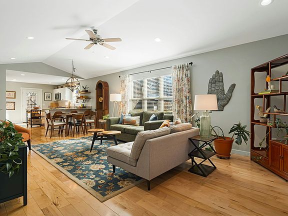 5th image of 695 Reed St