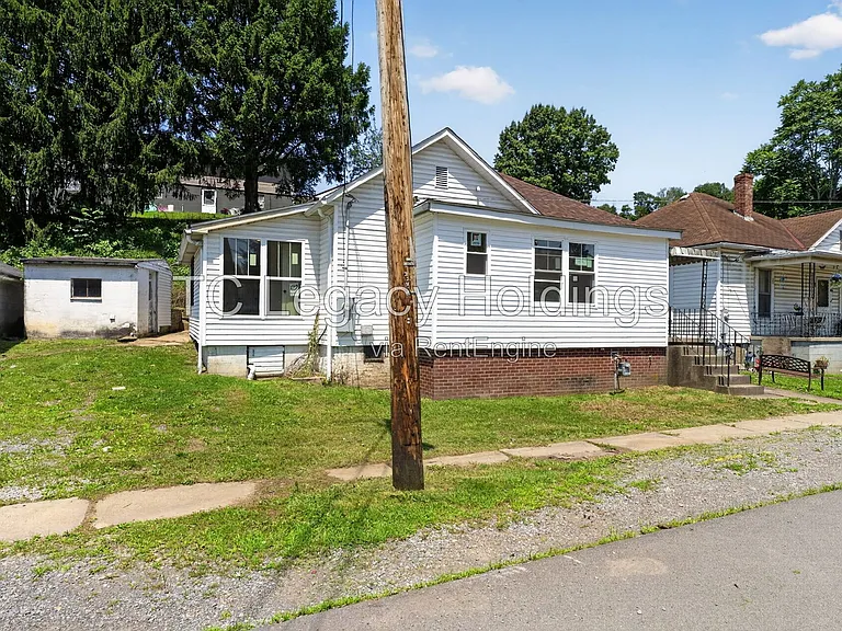 87 Crisfield St — Photo 3