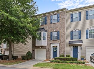 6204 Rockefeller Ln, Charlotte, NC 28210
