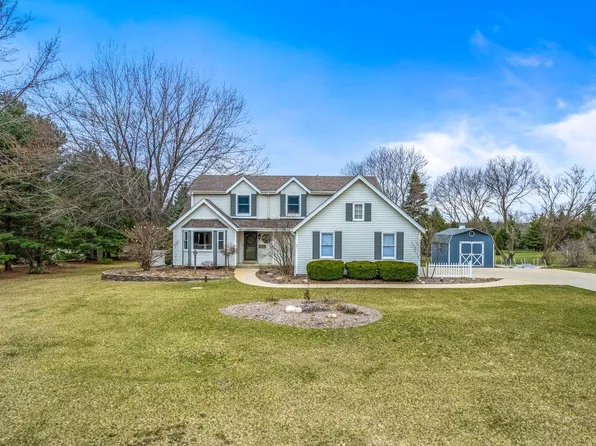 W360S2729 Scuppernong DRIVE, Dousman, WI 53118