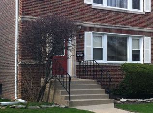 2736 W Catalpa Ave #1, Chicago, IL 60625