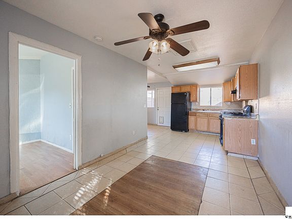 4th image of 6016 W Vista Ave
