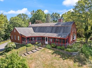 284 Martins Pond Rd, Groton, MA 01450