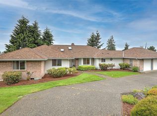 11945 SE 78th St, Newcastle, WA 98056