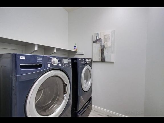 3rd image of 520A Surfbird Ln #1