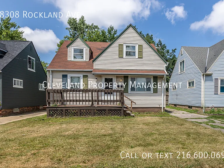 18308 Rockland Ave — Photo 1