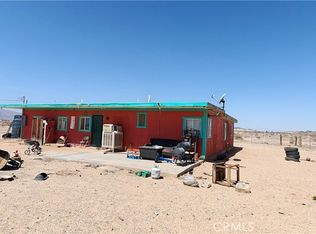 3376 Sunlight Rd, Twentynine Palms, CA 92277