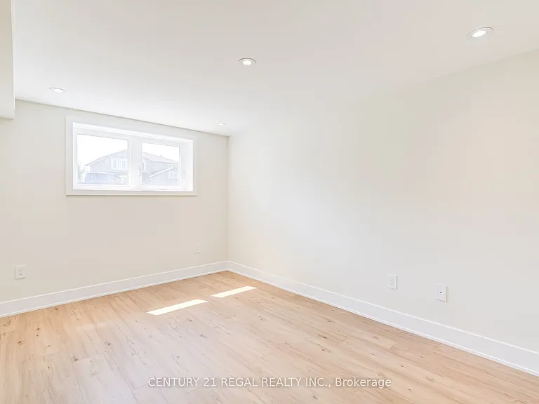 171 Gamma St — Photo 5