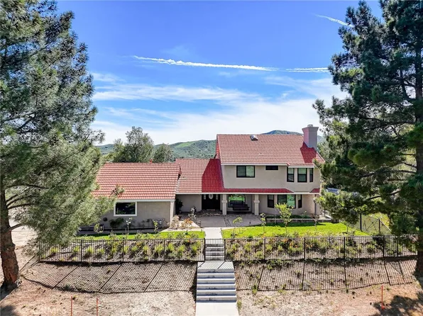 30541 Remington Rd, Castaic, CA 91384