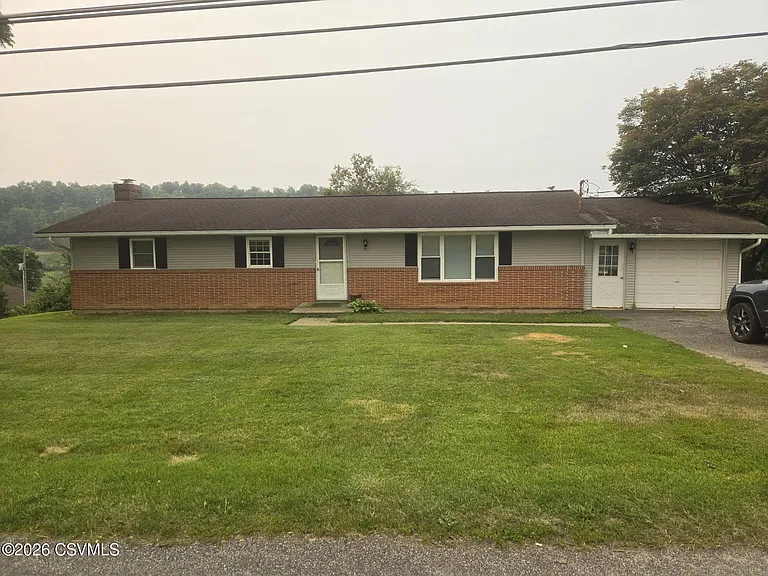 11565 Old Turnpike Rd — Photo 1
