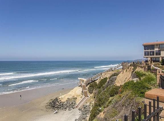 4th image of 190 Del Mar Ave #74