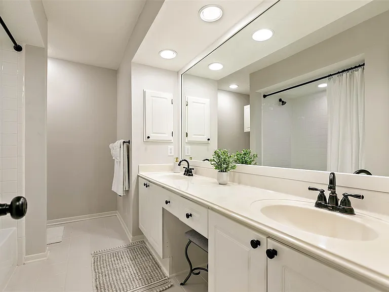 35 Larks Aire Pl — Photo 38