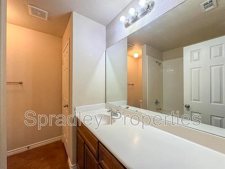 522A Pepper Spring Ct — Photo 13