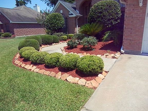 2nd image of 208 Audubon Woods Ct