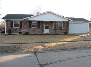 2304 White Ash Ct, Florissant, MO 63031