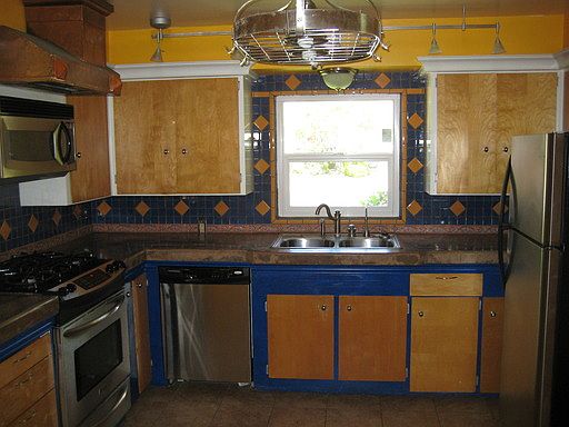 4th image of 259 N Sonoma St