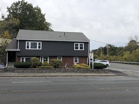 2nd image of 116 Highland Ave #A