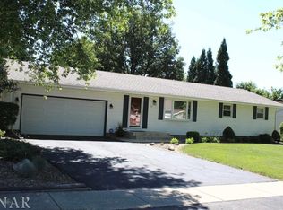 110 S Parkside Rd, Normal, IL 61761