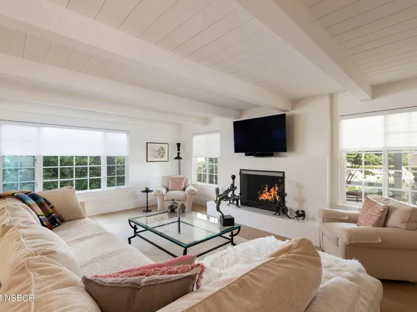 2345 Henning Dr, Los Olivos, CA 93441