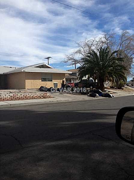 1st image of 205 Colleen Dr