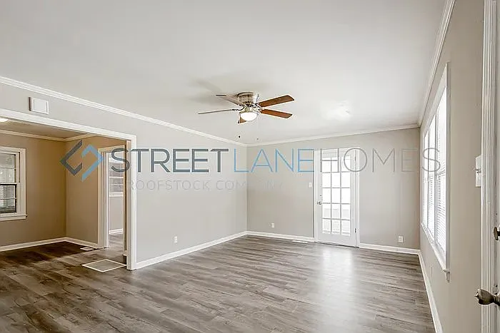 3 bed, 1.0 bath, 1238 sqft, $1,250 — Photo 4