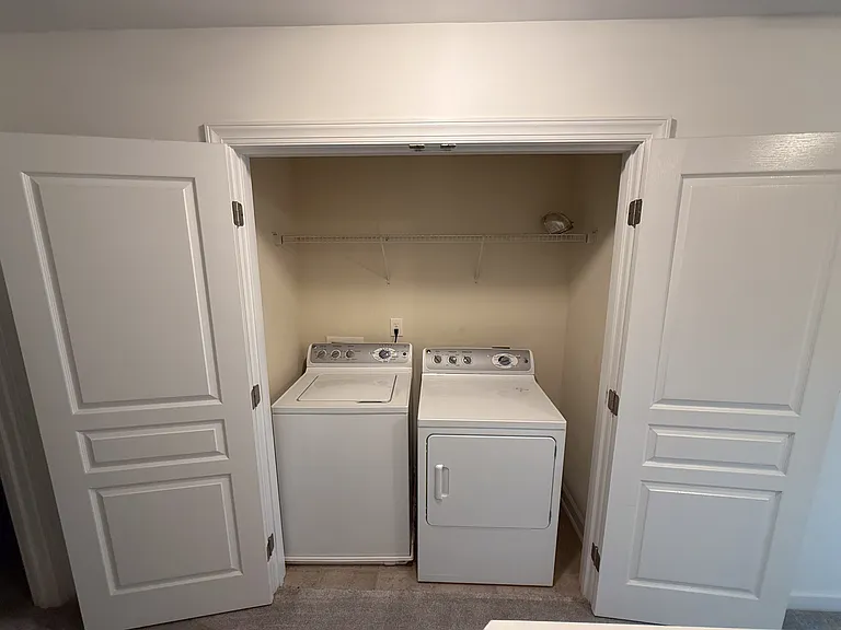 8010 Sycamore Hill Ln — Photo 18