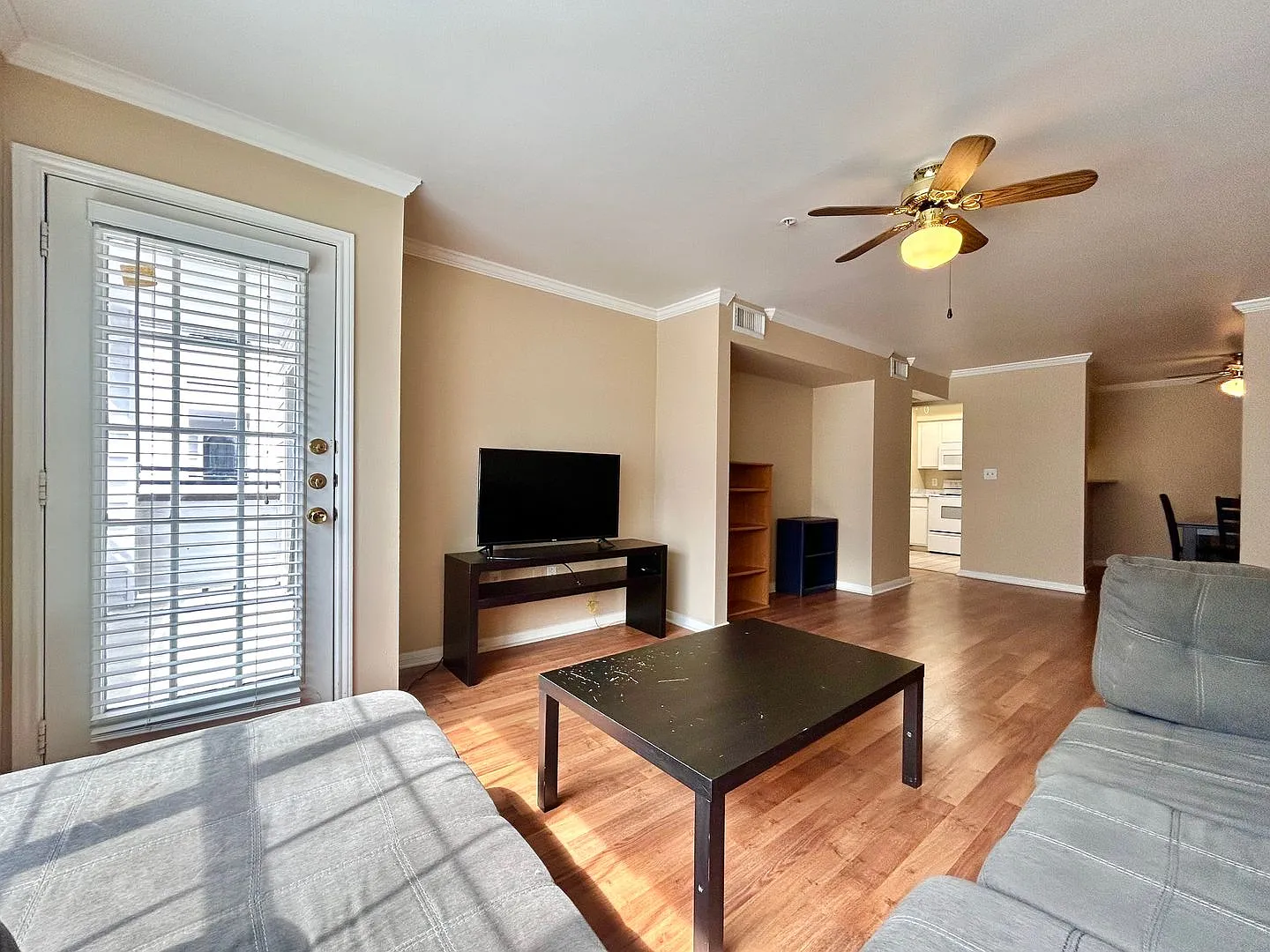 Light-Filled 2BR/2BA with Balcony in Austin! — Photo 4