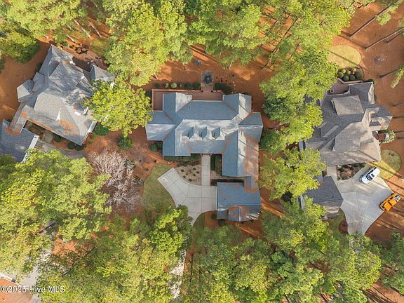 5th image of 12 Wellington Drive