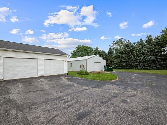 4th image of 2310 W County Road 800 N