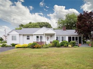 120 Treasure Rd, Narragansett, RI 02882