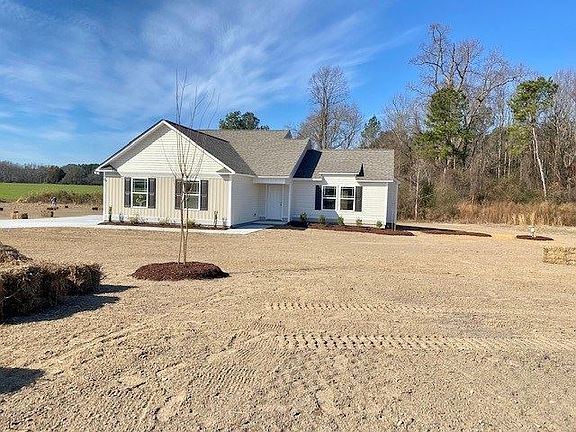 2nd image of 131 Highland Park Dr