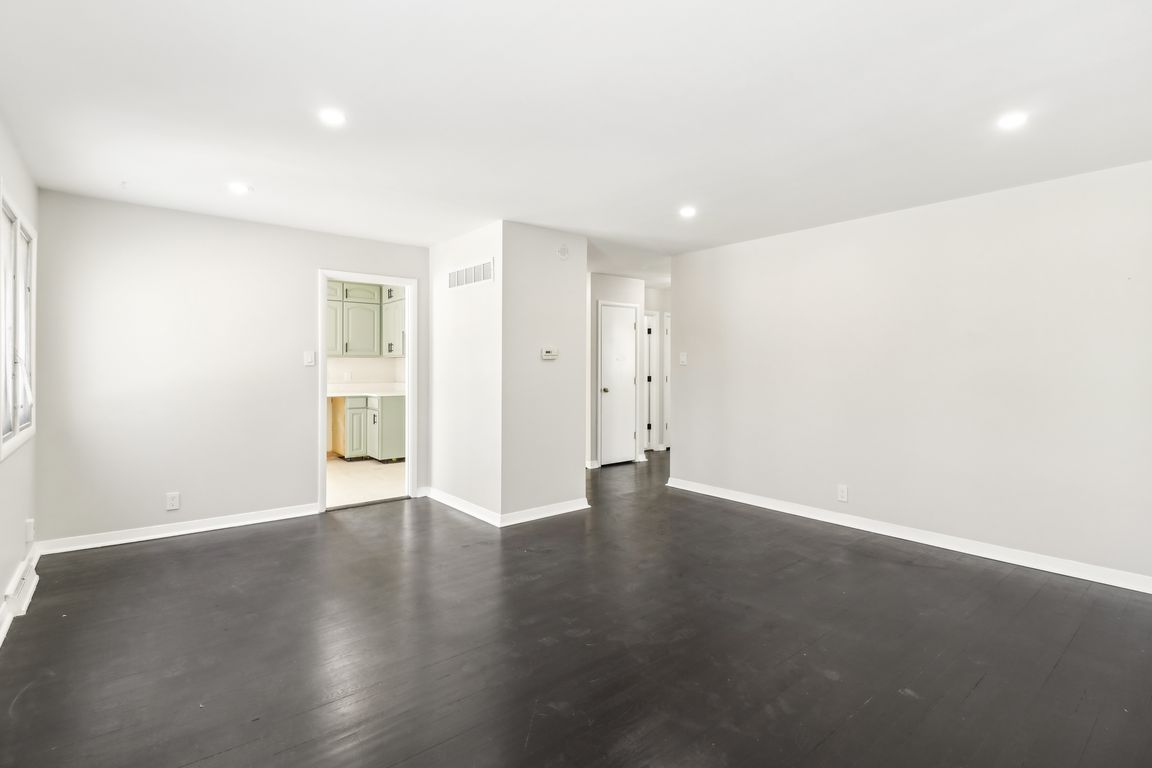 SW Hillcrest Rd-026.jpg