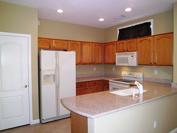 5th image of 18428 N Gila Springs Dr