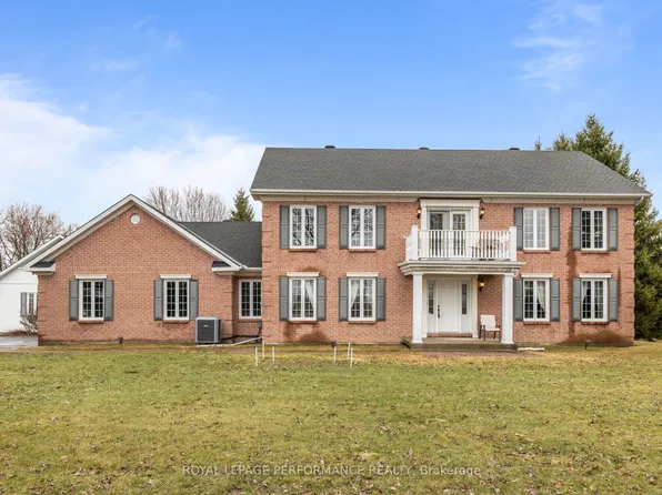 1007 Saint Pierre Rd, Russell, ON K0A 1W0