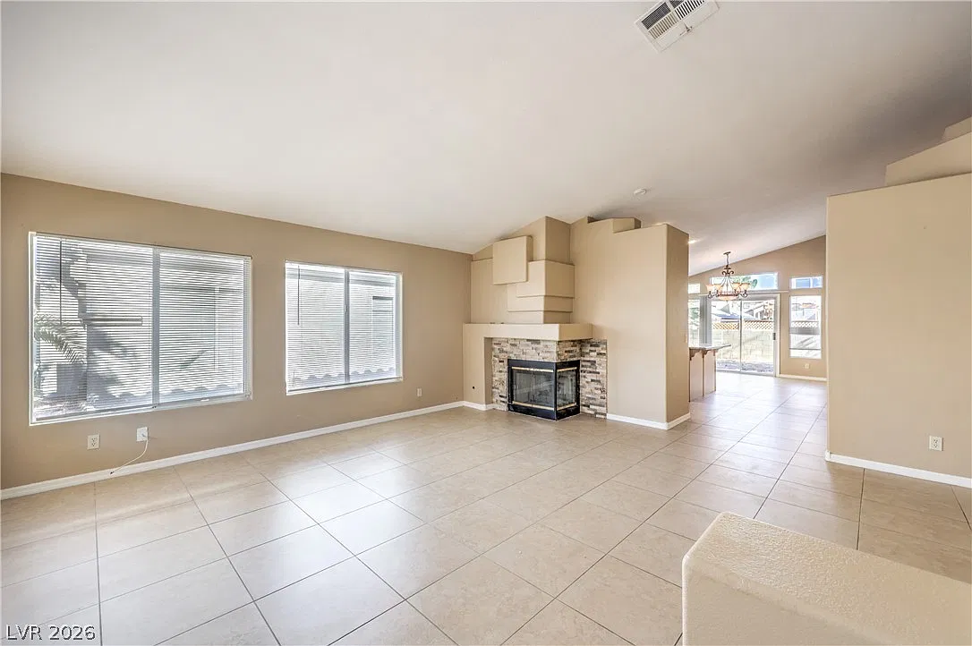 2 bed, 2.0 bath, 1336 sqft, $1,850 — Photo 4