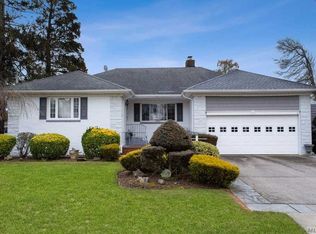 6 Bellaire Rd, Massapequa, NY 11758