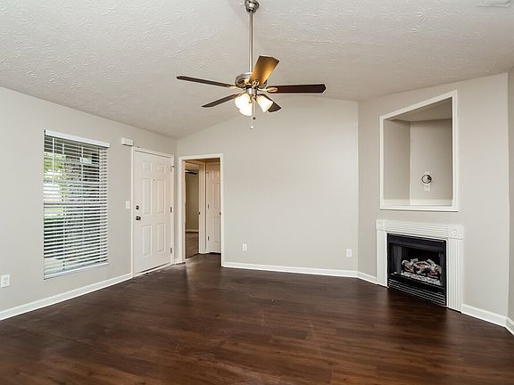 3rd image of 420 Cathedral Dr