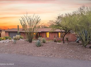 6815 N Cascade Spring Pl, Tucson, AZ 85718