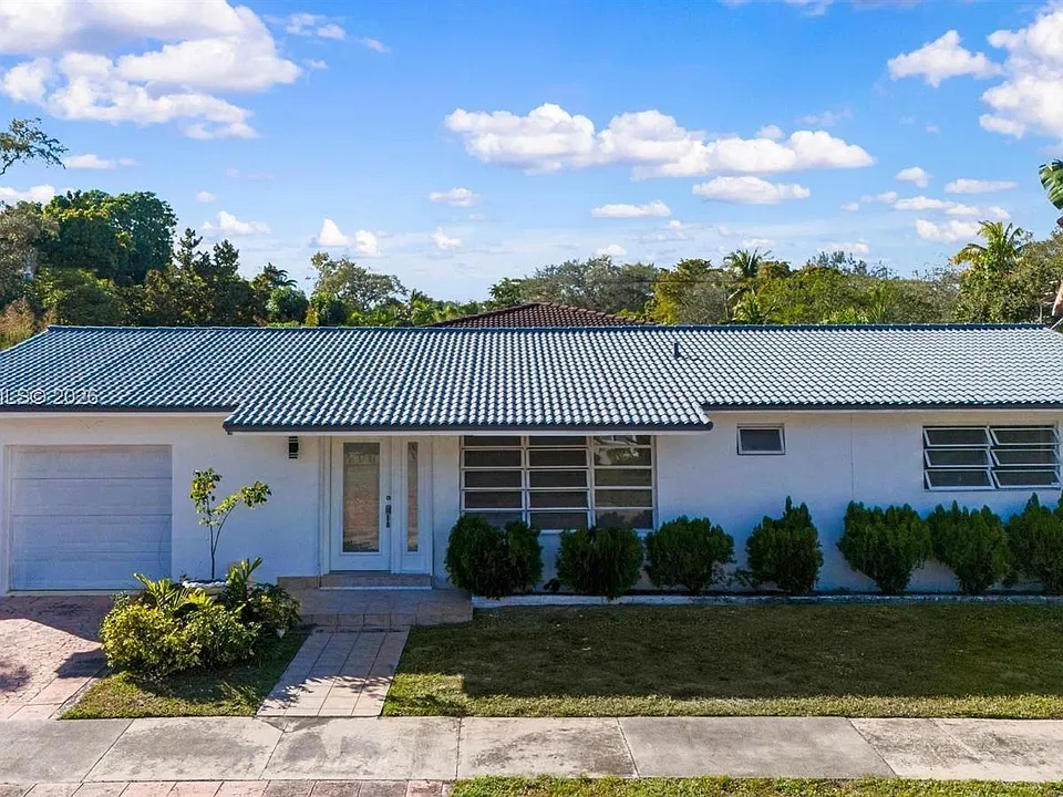 8850 NE 4th Ave
