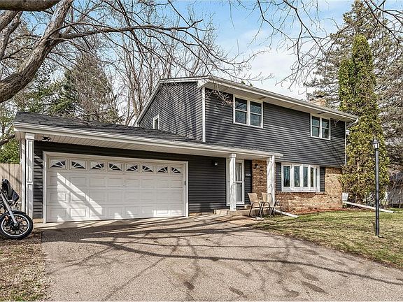 3rd image of 10425 Vessey Rd