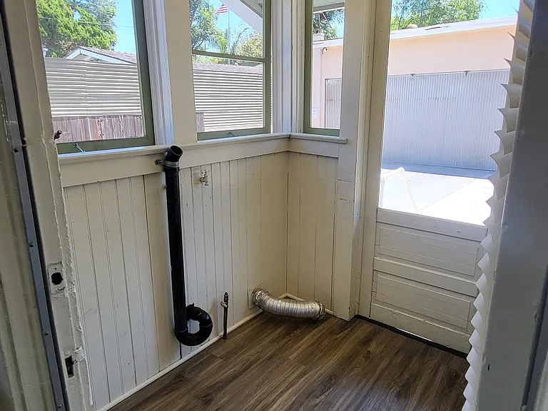 230 W Palm Ave — Photo 6