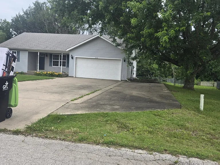 Extended driveway