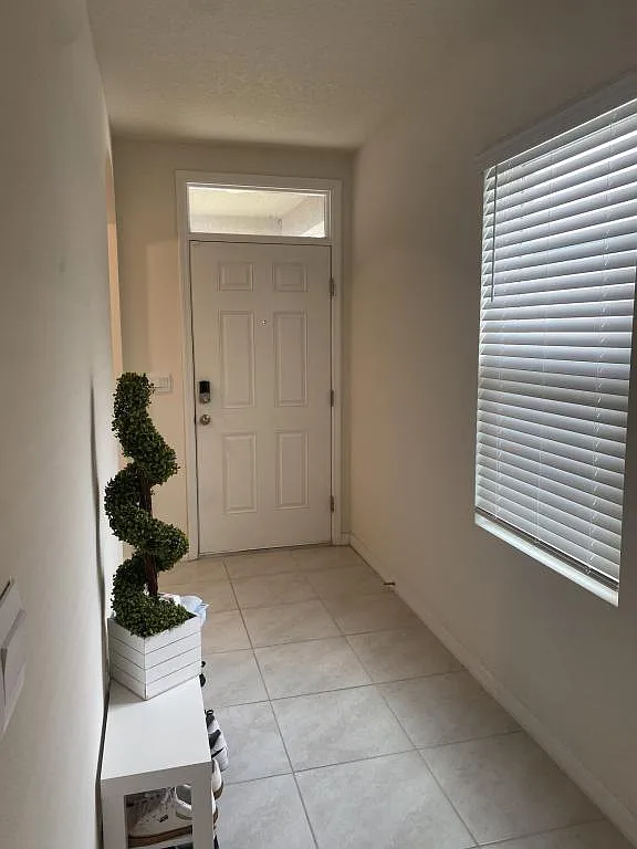 6800 Huntleigh Hammock Rd — Photo 2