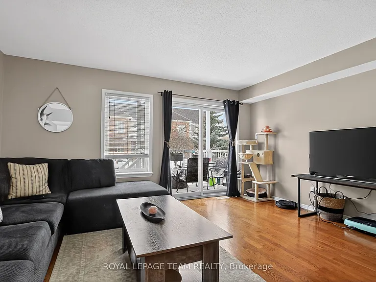 255 Deercroft Ave #1 — Photo 10