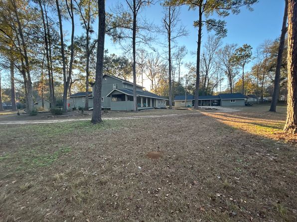 3308 Gallant Fox Trl